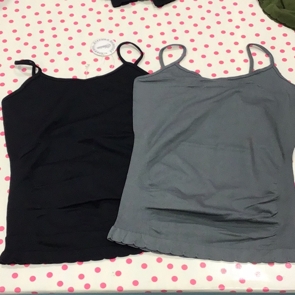 2 side ruched camis, scalloped bottoms, one size, black and gray